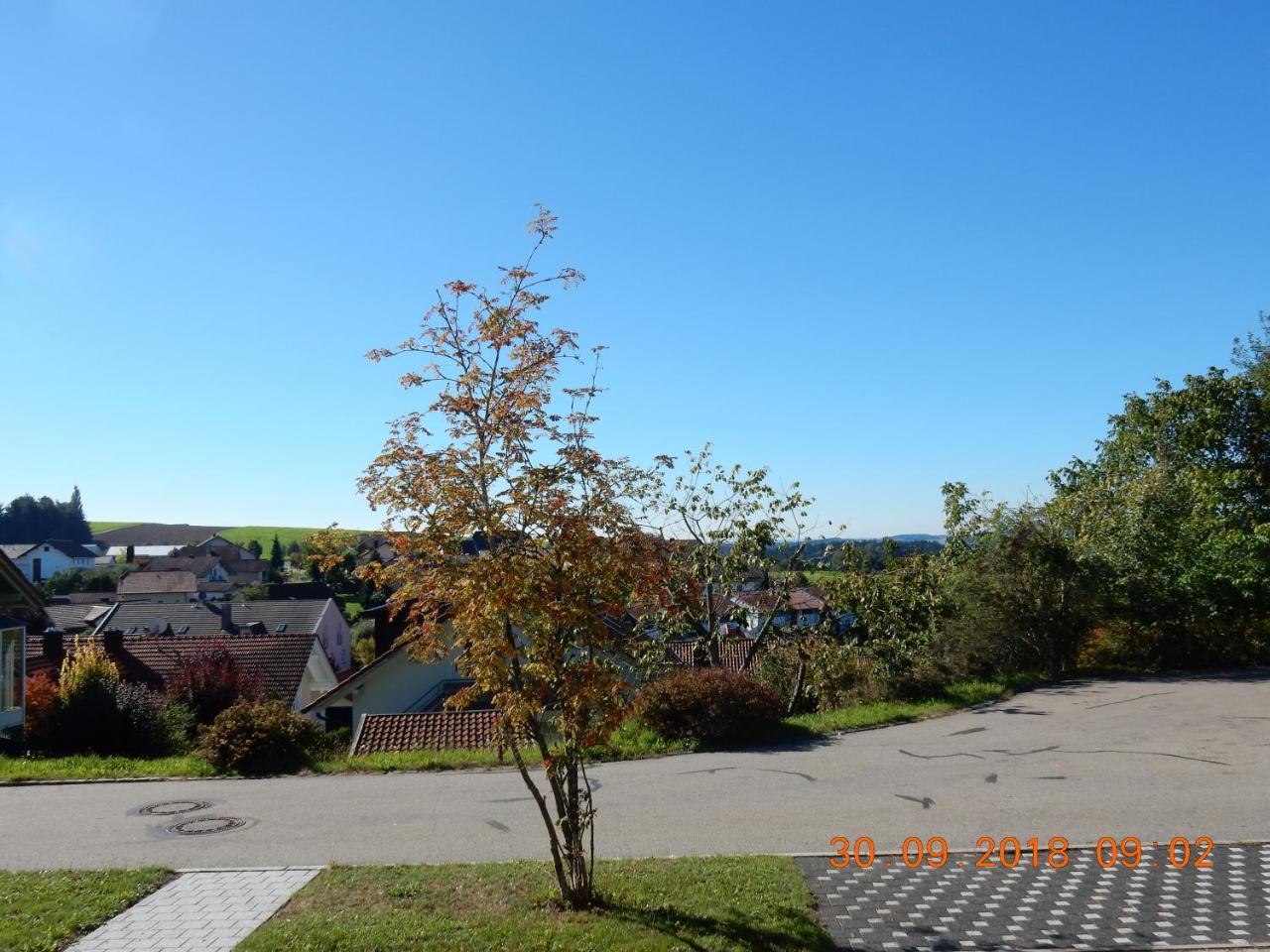 Ferienwohnung Fernblick Neukirchen vorm Wald 외부 사진